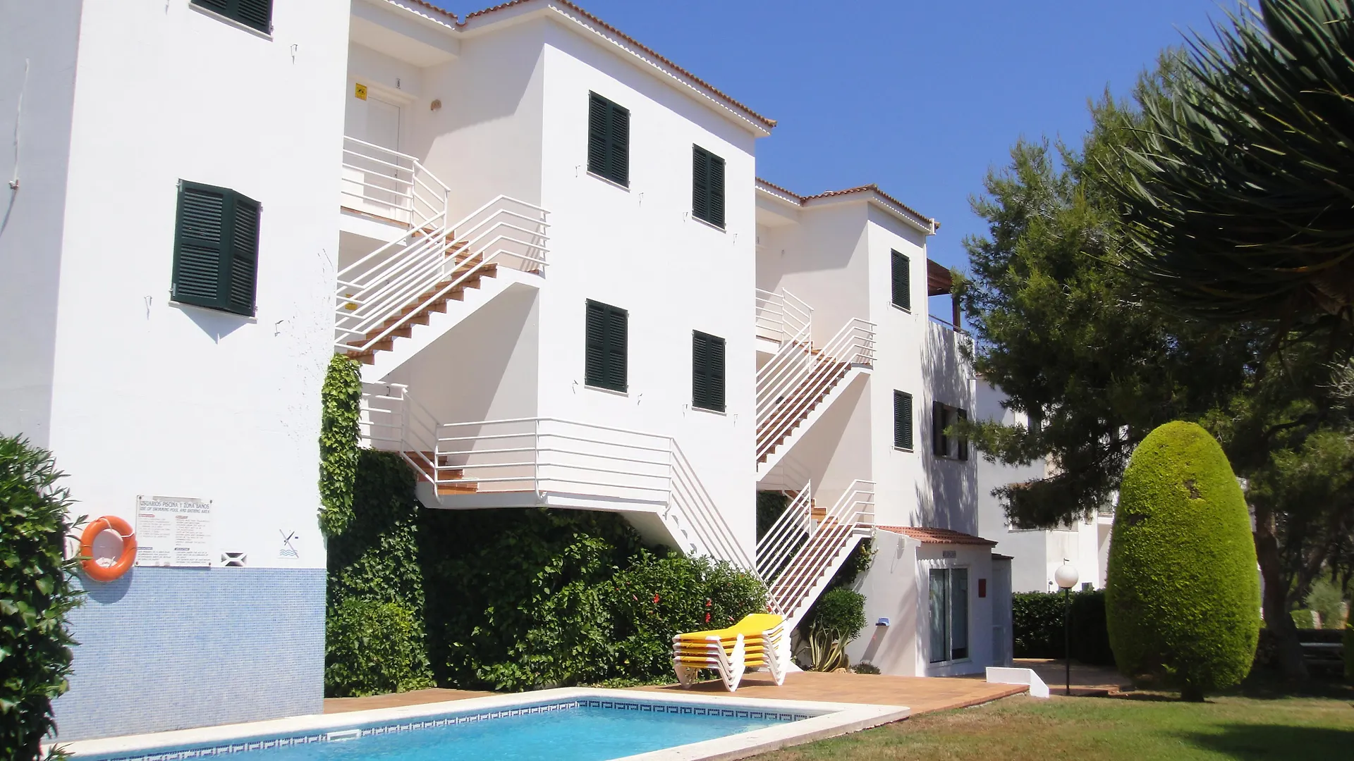 Apartamentos Piscis Cala Blanca  0*, Cala Blanca (Menorca)