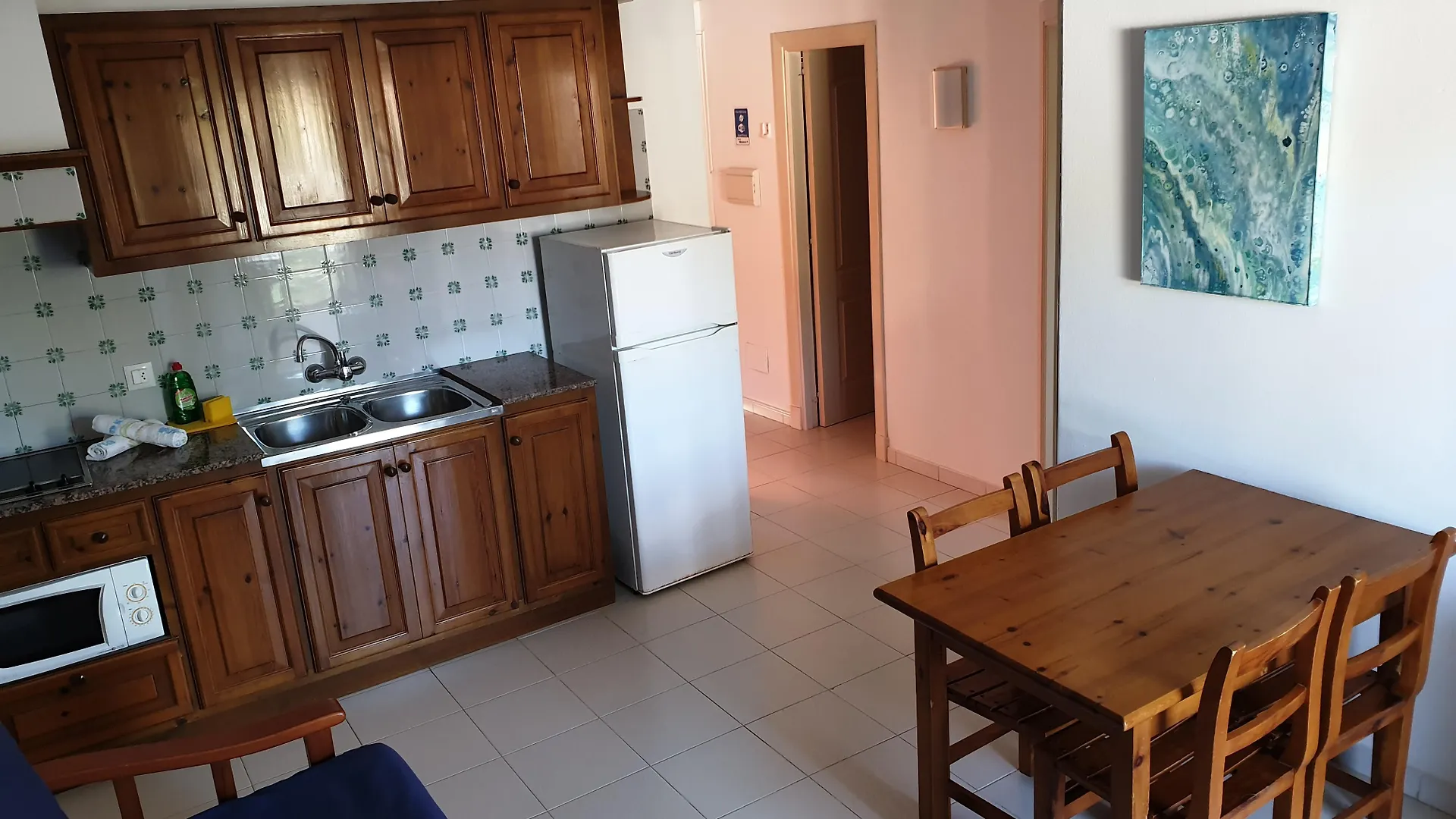 Apartamentos Piscis Cala Blanca  Apartment Cala Blanca (Menorca)