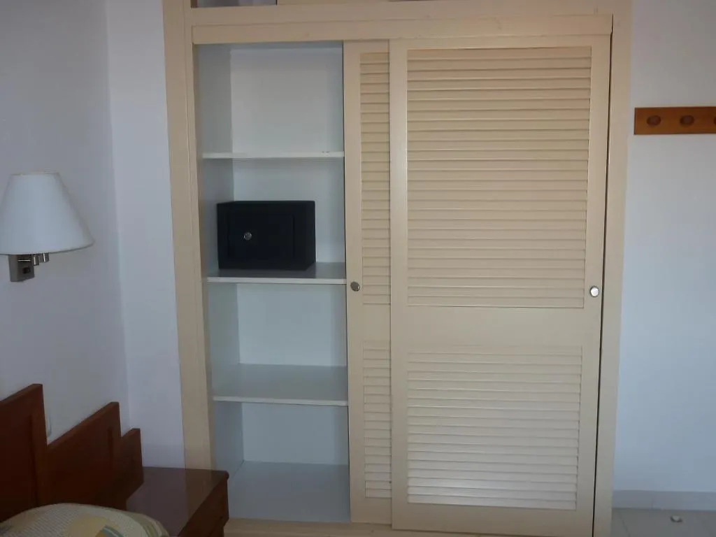 Apartment Apartamentos Piscis Cala Blanca